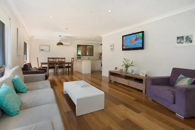 14 Freda Street, Ashmore QLD 4214