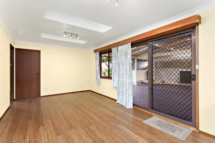 Seventh view of Homely house listing, 32 Minda Crescent, Oak Flats NSW 2529