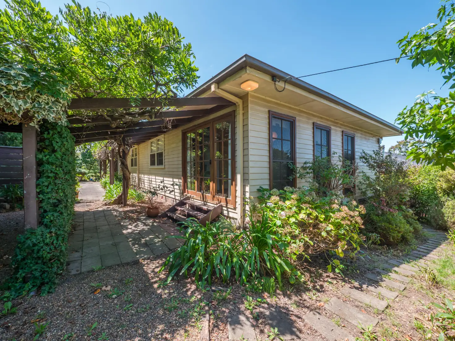 Main view of Homely house listing, 11 College Avenue, Armidale NSW 2350