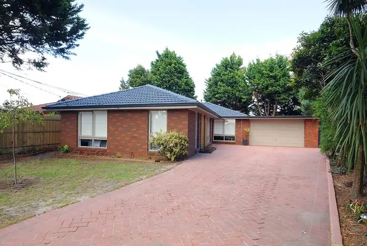 8 Larnark Court, Chelsea Heights VIC 3196