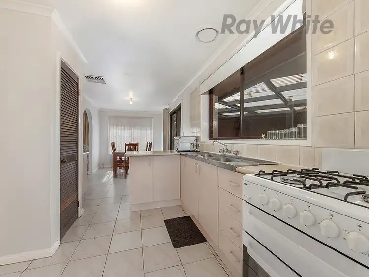 Fifth view of Homely house listing, 5 Mytton Close, St Albans VIC 3021