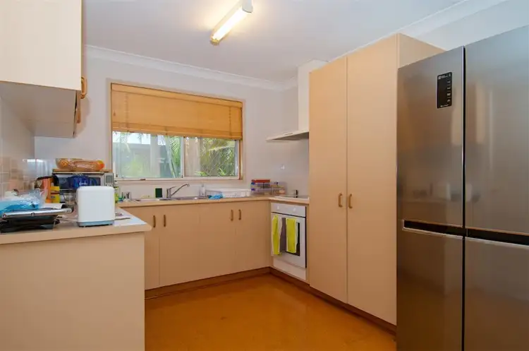 Fifth view of Homely other listing, 2/10 Coventry Court, Labrador QLD 4215