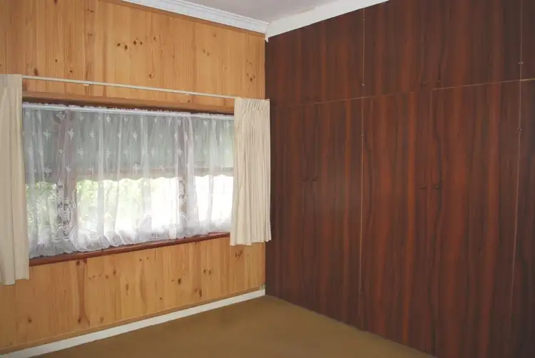 Sixth view of Homely house listing, 2 Geoffrey Street, Myrtleford VIC 3737