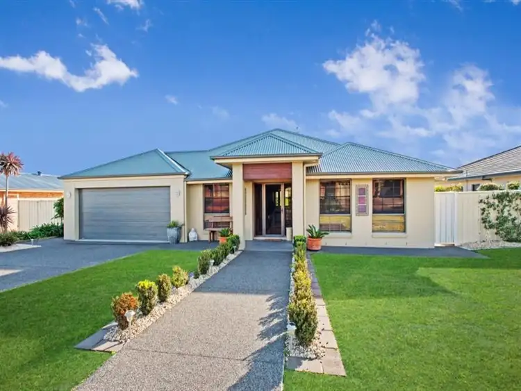 Main view of Homely house listing, 118 Avery Street, Rutherford NSW 2320