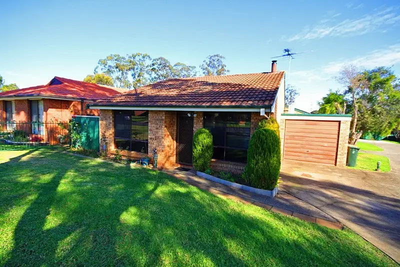 Main view of Homely villa listing, 2/18-20 Livingstone Avenue, Ingleburn NSW 2565