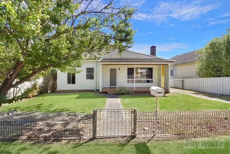 17 Elizabeth Street, Goulburn NSW 2580