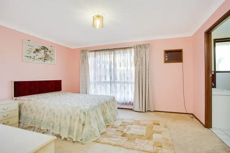 Sixth view of Homely house listing, 21 McIlwraith Avenue, Sorrento QLD 4217