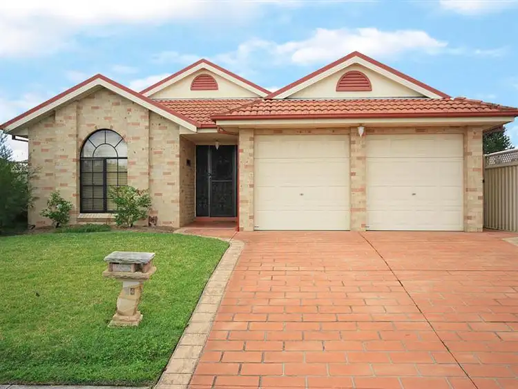 14 Englorie Park Drive, Glen Alpine NSW 2560