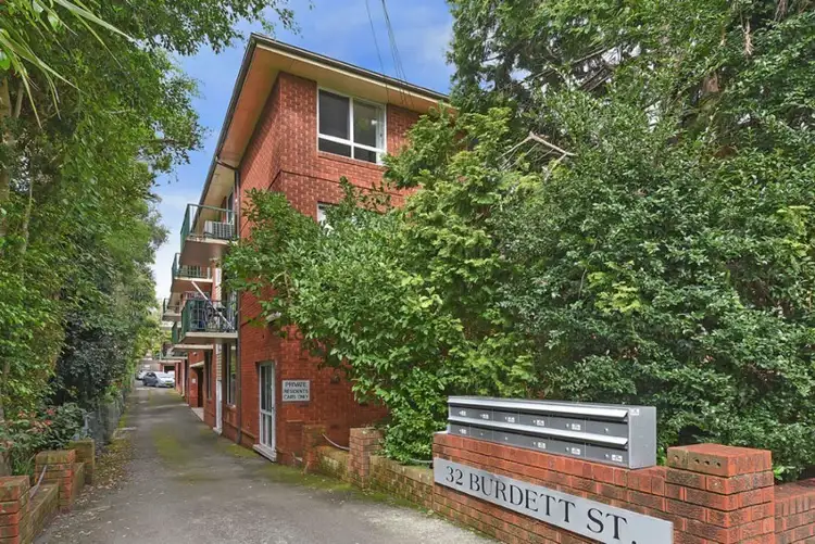 11/32 Burdett Street, Hornsby NSW 2077