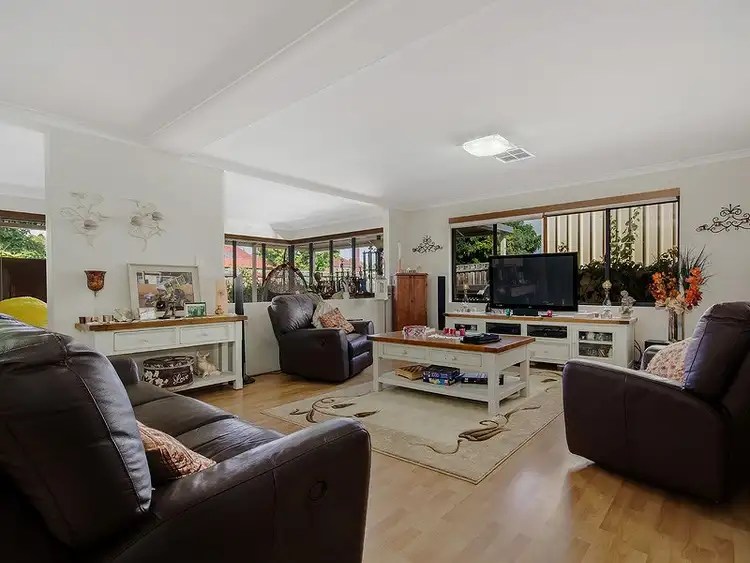 Second view of Homely house listing, 21 Chantilly Circuit, Meadow Springs WA 6210