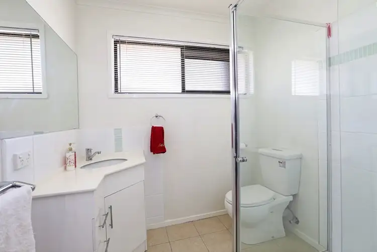 Seventh view of Homely house listing, 21 Smeaton Close, Lara VIC 3212