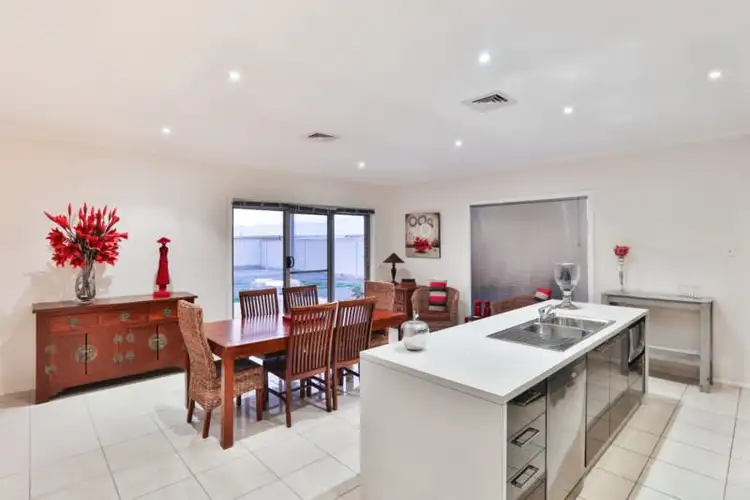 Seventh view of Homely house listing, 5 Wisteria Way, Mildura VIC 3500