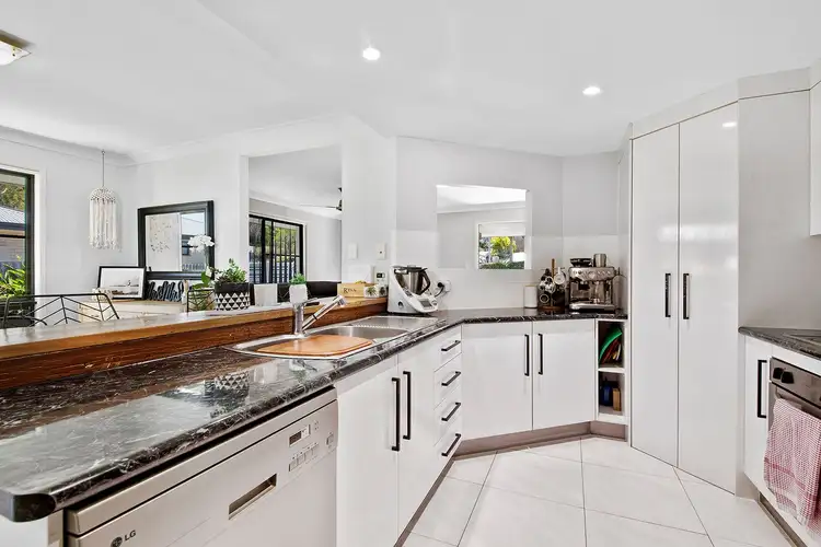 Seventh view of Homely house listing, 27 Mei-Lynn Way, Taranganba QLD 4703