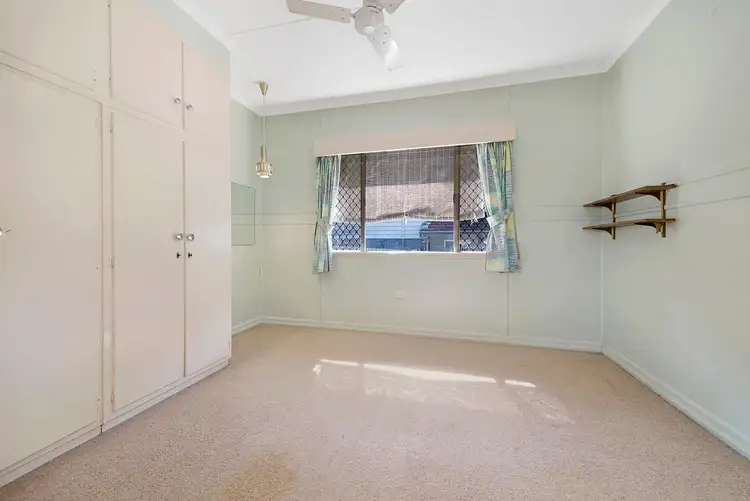 Sixth view of Homely house listing, 5 Lacon Street, Holland Park West QLD 4121