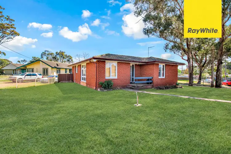 1 Riddell Crescent, Blackett NSW 2770