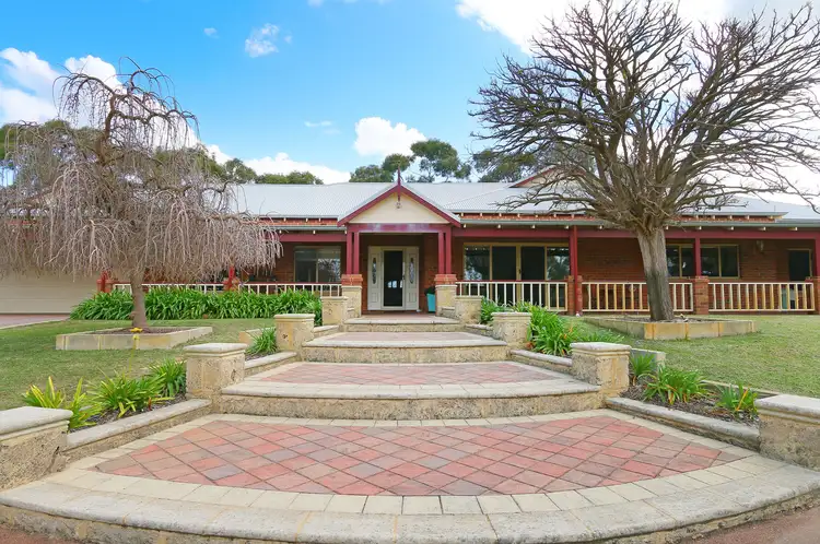 26 Casella Place, Wandi WA 6167