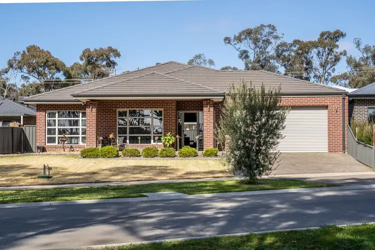 5 McEniry Way, Strathfieldsaye VIC 3551