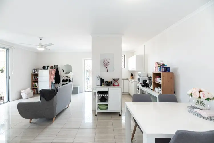 2/14 Upton Street, Nundah QLD 4012