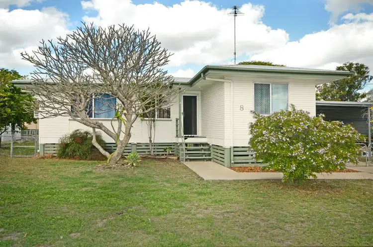 8 Collins Street, Biloela QLD 4715