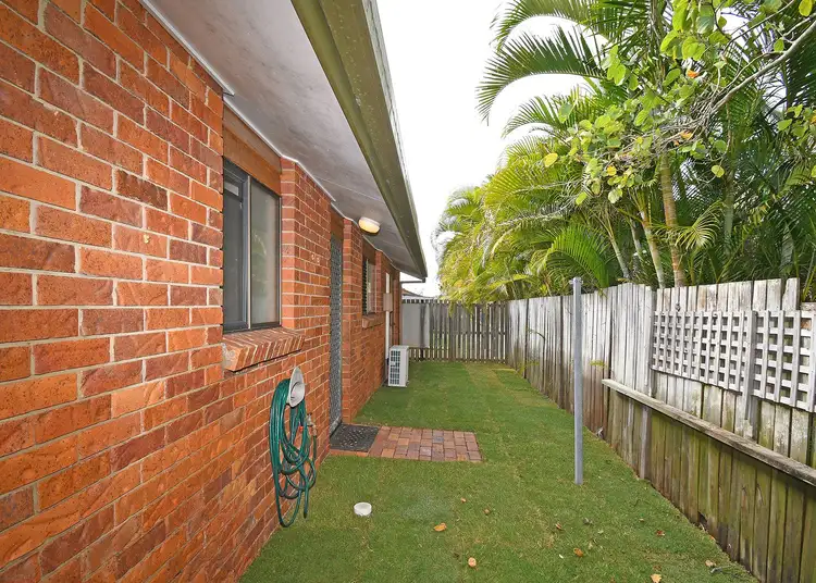 Third view of Homely unit listing, 4/42-44 Pulgul Street, Urangan QLD 4655