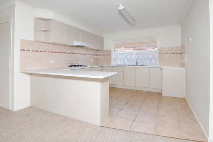 Fifth view of Homely house listing, 4 Merilyn Way, Rosebud VIC 3939