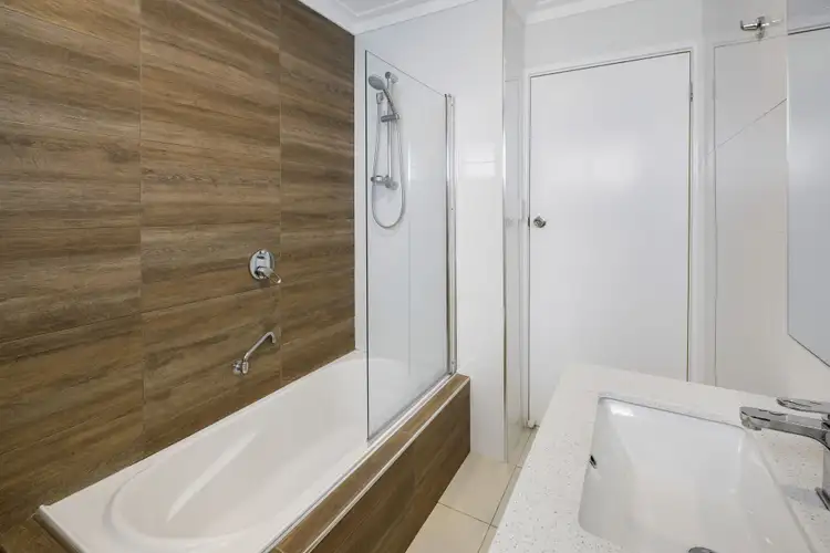 Fifth view of Homely house listing, 10 Cook Road, Killarney Vale NSW 2261