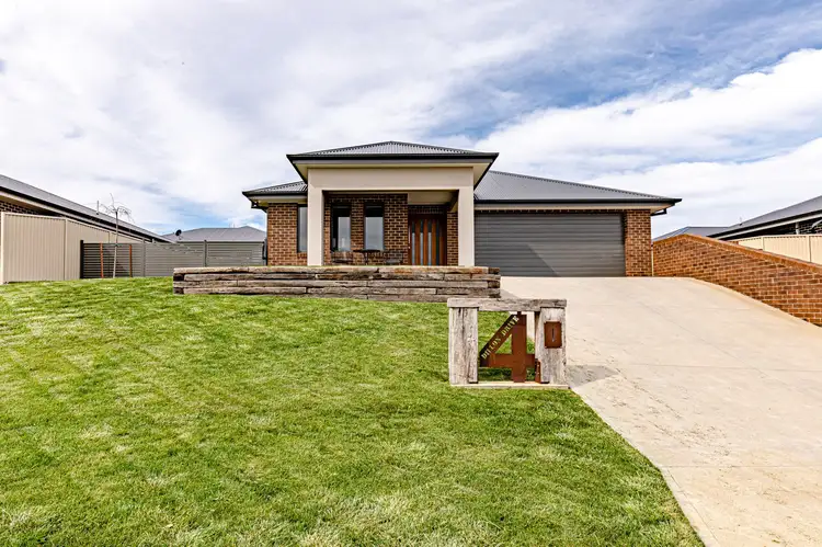 4 Dillon Drive, Kelso NSW 2795