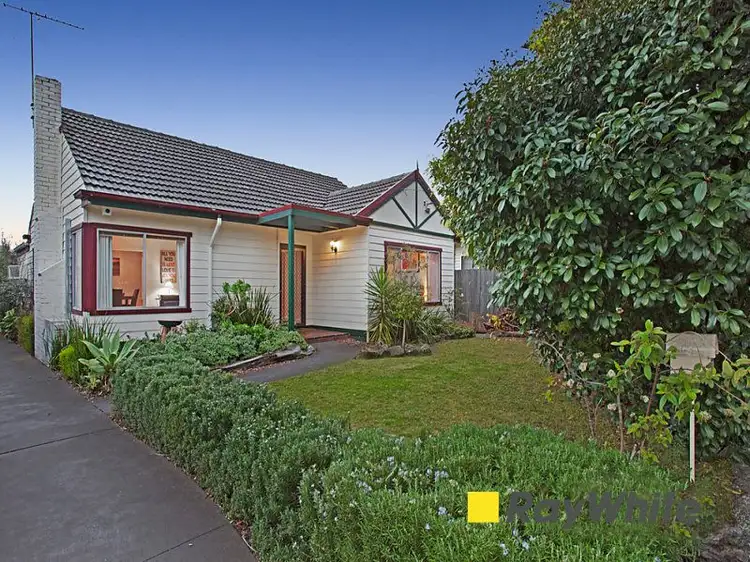 Main view of Homely unit listing, 1/13 Parer Street, Oakleigh VIC 3166