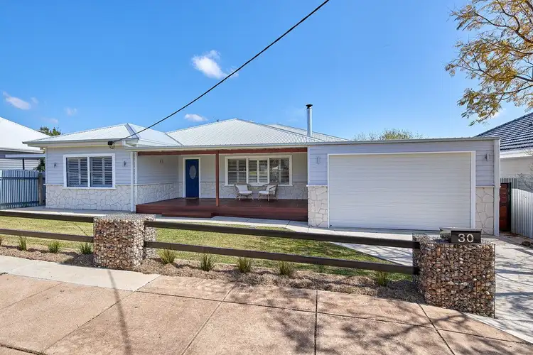30 Croaker Street, Turvey Park NSW 2650