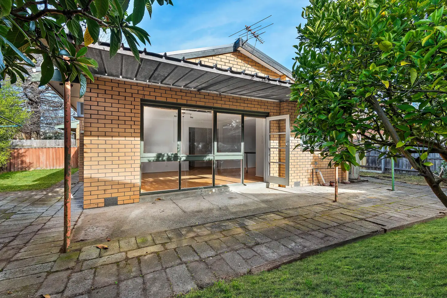 Main view of Homely unit listing, 4/5 Burton Avenue, Clayton VIC 3168