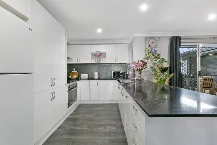 Sixth view of Homely house listing, 3 Betony Court, Elanora QLD 4221