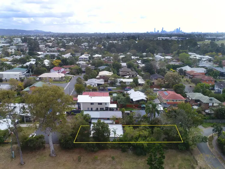 1 Renoir Street, Corinda QLD 4075