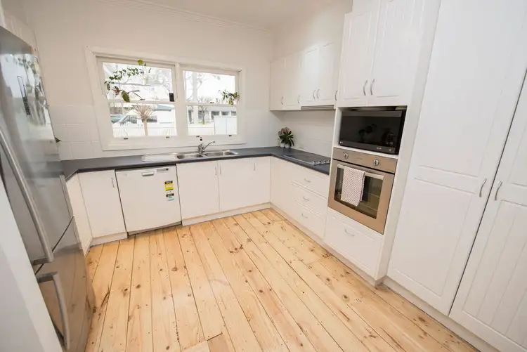 Fifth view of Homely house listing, 196 Stradbroke Avenue, Swan Hill VIC 3585