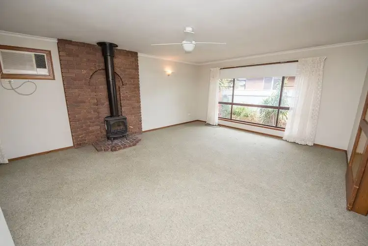 Second view of Homely house listing, 35 Mellor Grove, Swan Hill VIC 3585