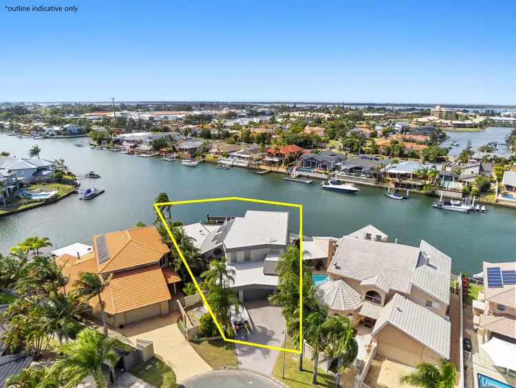 4 Sundance Way, Runaway Bay QLD 4216
