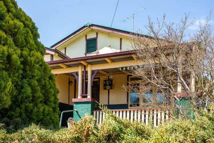 30 Maitland Street, Uralla NSW 2358