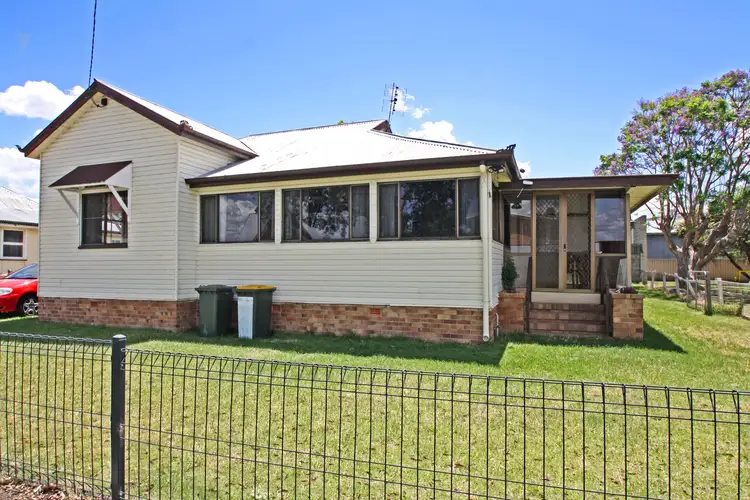13a Acacia Avenue, Warwick QLD 4370