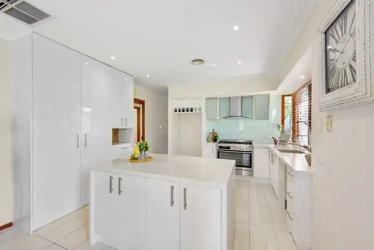 Fourth view of Homely house listing, 3 Singer Avenue, Keilor Downs VIC 3038