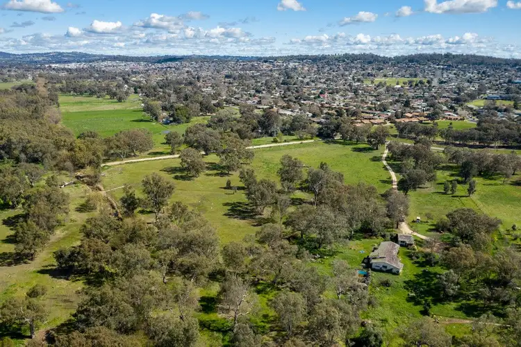 Seventh view of Homely house listing, 535 Kooringal Road, Lake Albert NSW 2650