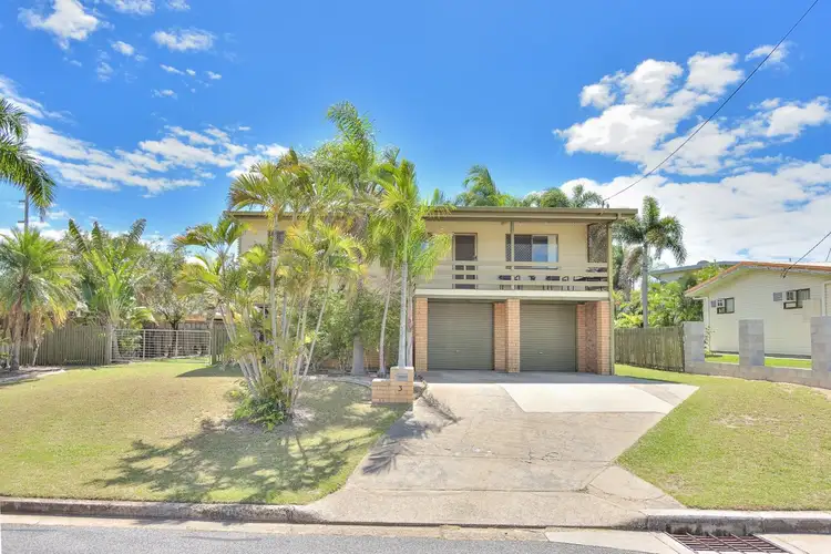 3 Waratah Street, Kin Kora QLD 4680