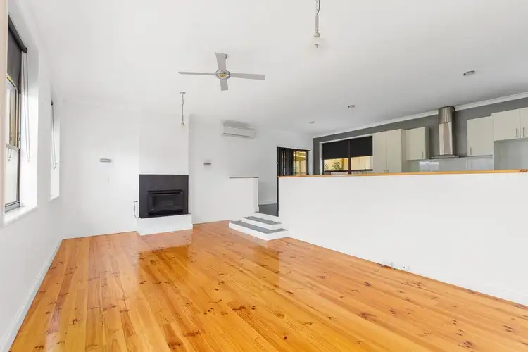 Fifth view of Homely house listing, 2 Lasiandra Crescent, Mount Gambier SA 5290