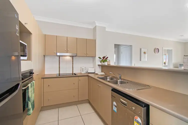 Fourth view of Homely unit listing, 18/16-22 Martinez Avenue, West End QLD 4810