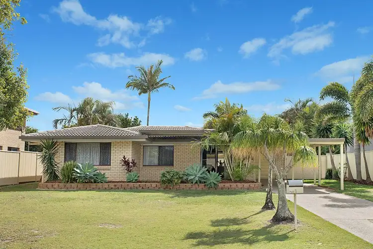 1 Cunningham Court, Golden Beach QLD 4551