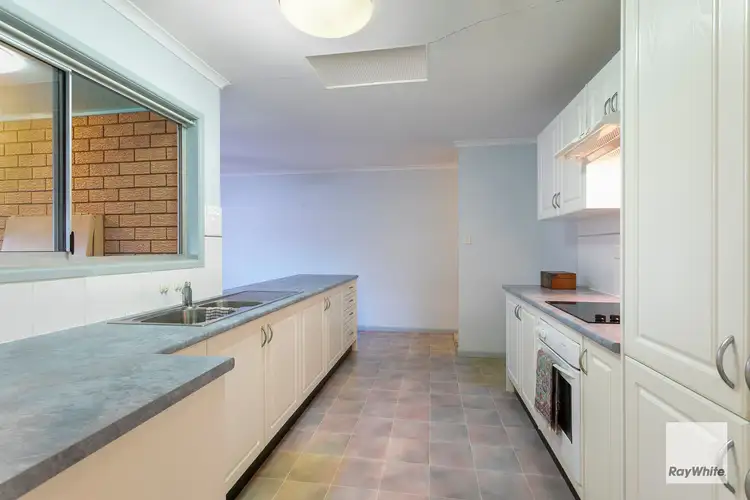 Third view of Homely house listing, 8 Peel Court, Cleveland QLD 4163