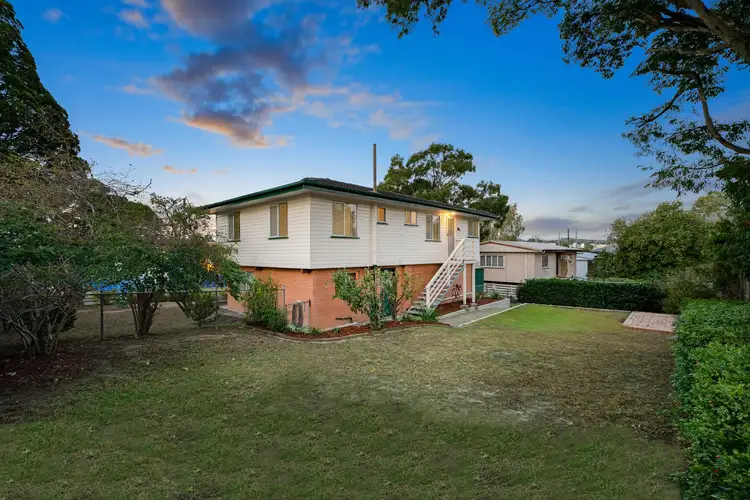 53 Wecker Road, Mansfield QLD 4122
