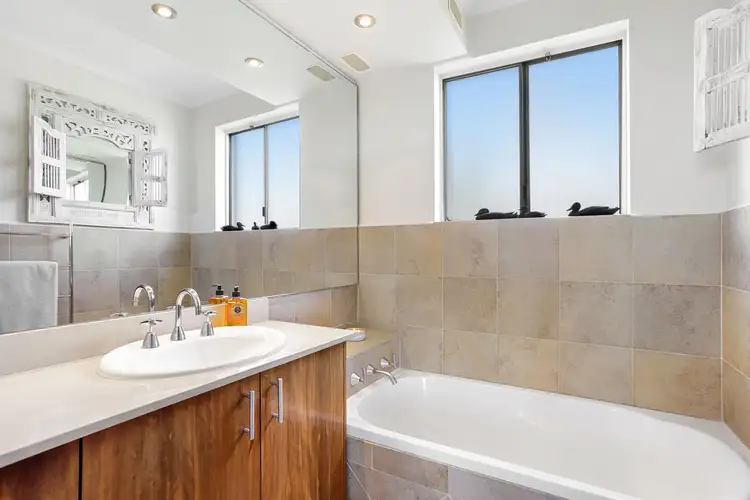Fifth view of Homely apartment listing, 3/8 Kobada Road, Dover Heights NSW 2030