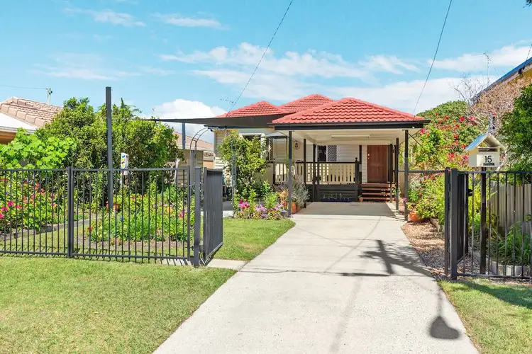 15 Frank Street, Scarborough QLD 4020