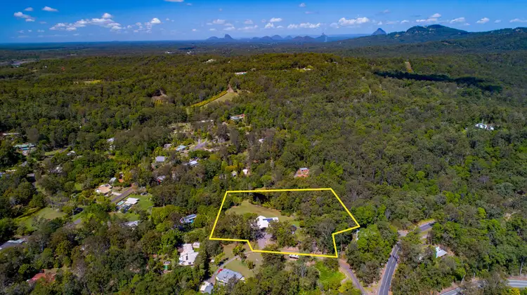 16 Franks Lane, Mooloolah Valley QLD 4553