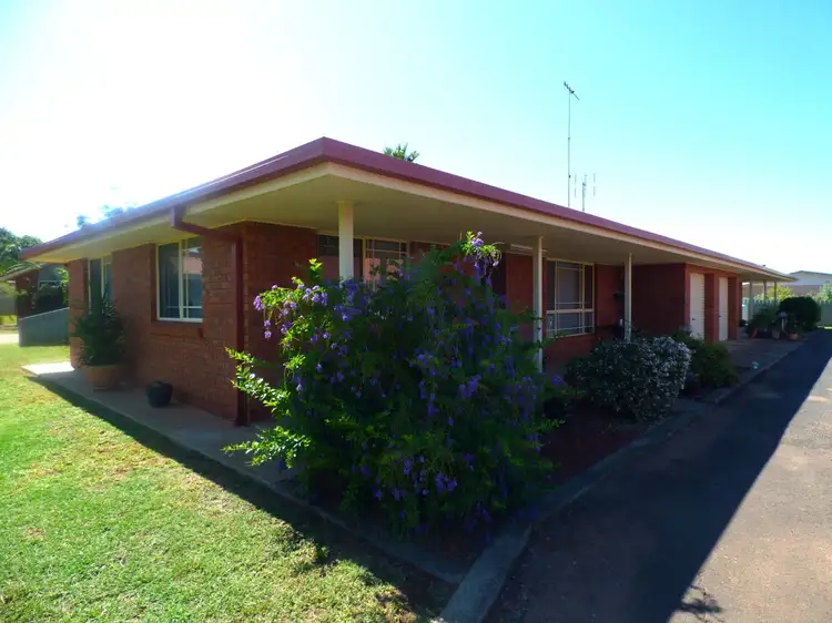 1/16 Ebelina Crescent, Parkes NSW 2870