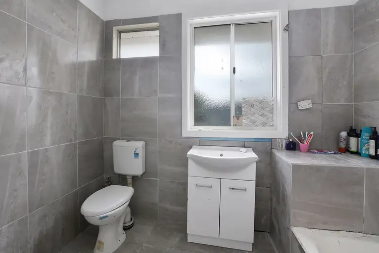Fifth view of Homely house listing, 29 Robin Avenue, Norlane VIC 3214